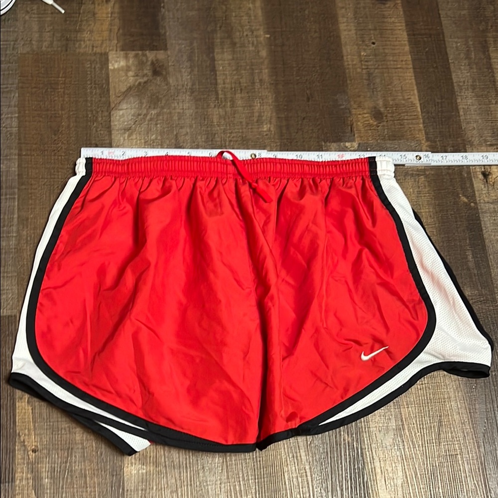 Nike Dri-Fit Women 3” Red Athletic Runnin Shorts Lined XL Lightweight Drawstring